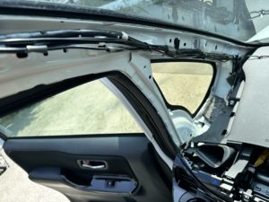 リアカメラ取付用の配線を好感している画像