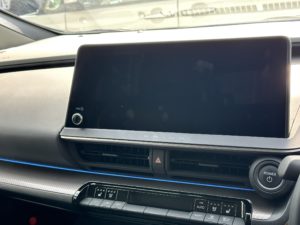 取りはずし前のナビの画像